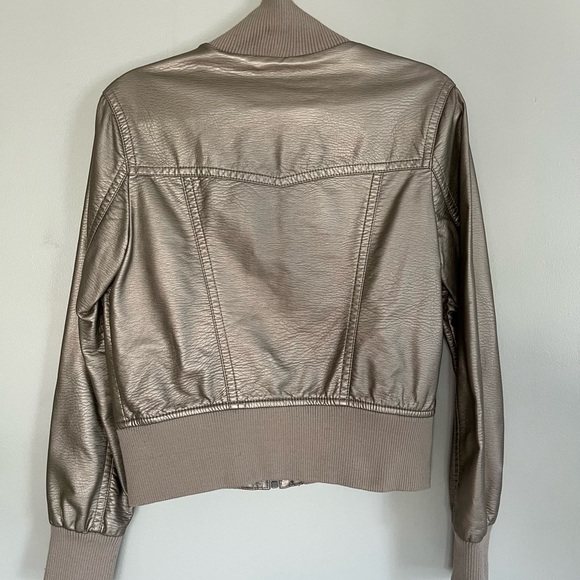 Xhilaration bomber jacket - Picture 4 of 6